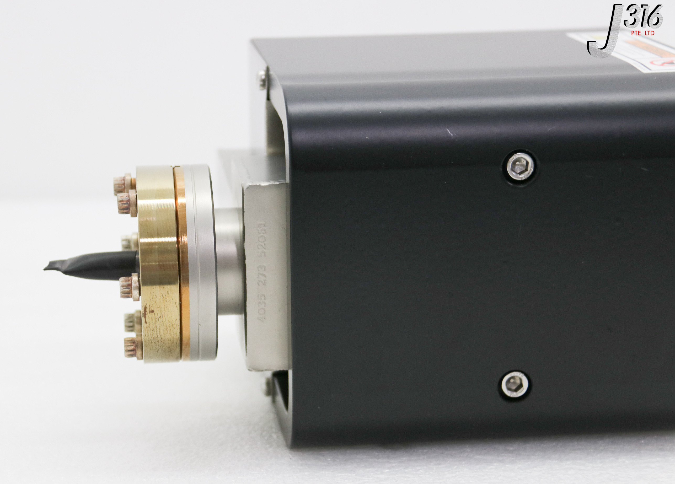33894 FEI SPUTTER ION PUMP IGP. 25L/S, TAPPED, BLK, MAG (WORKING